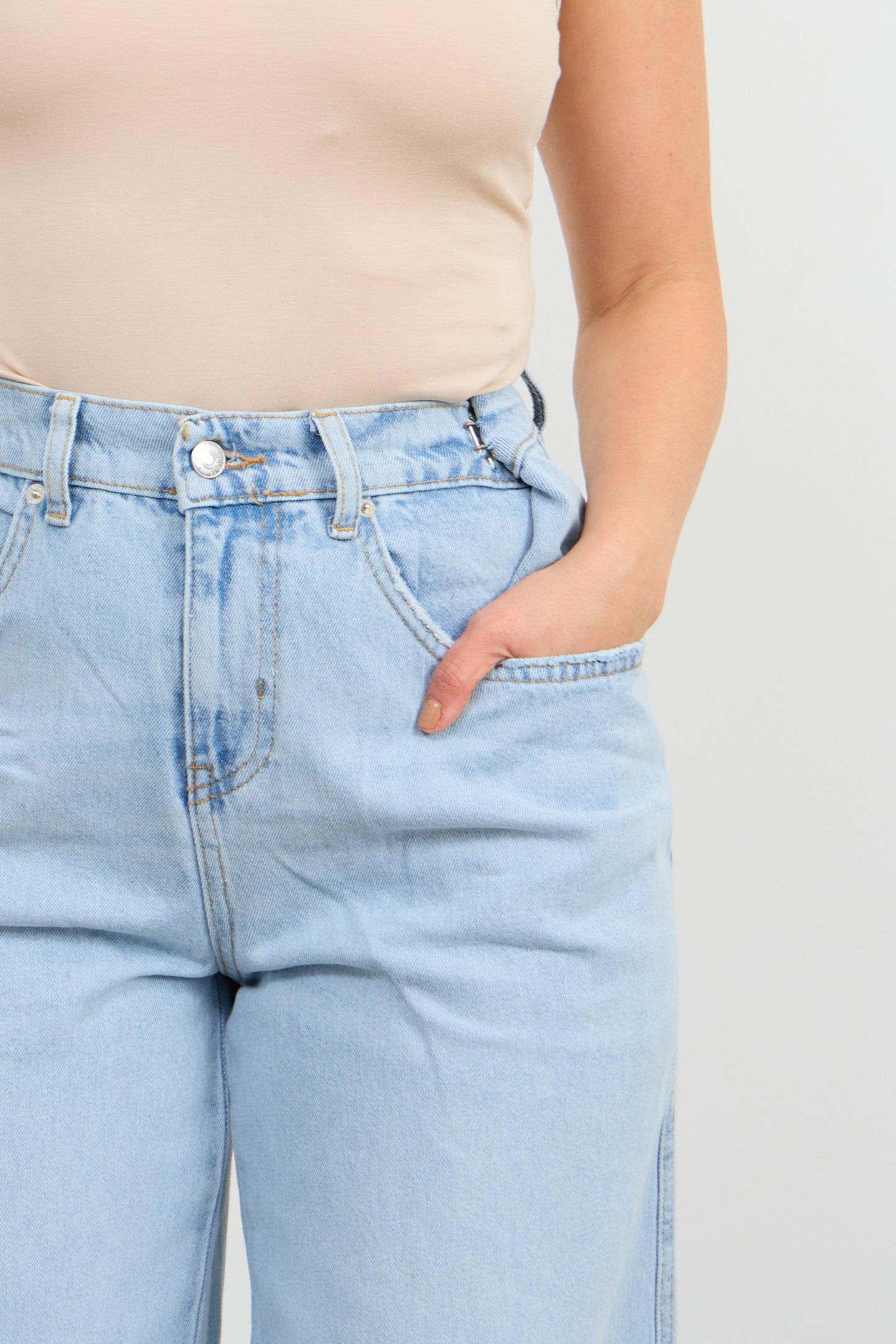 Snatch Jeans